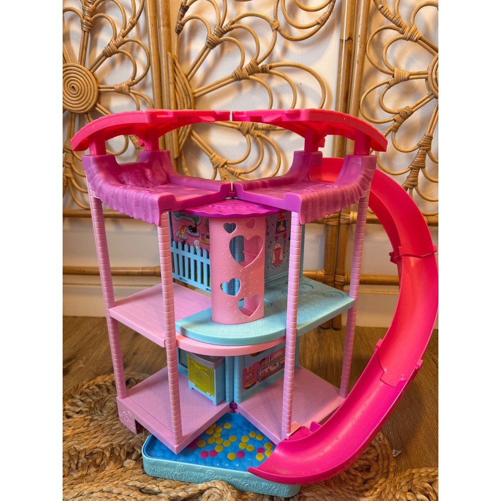 Barbie Chelsea Playhouse 3-Level Dollhouse with Pink‎ Slide and Pet Areas